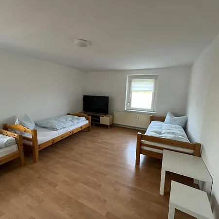 Monteurzimmer Und Bei Leuna, Halle, Leipzig *