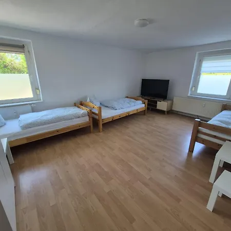 Lägenhet Monteurzimmer Und Bei Leuna, Halle, Leipzig